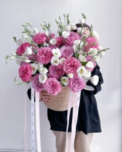 Giỏ hoa mẫu đơn