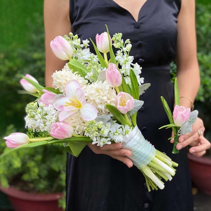 Hoa cầm tay mix